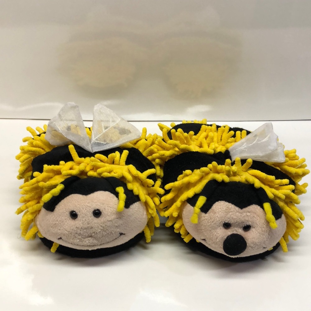 Bee Slippers by Fun For Feet
